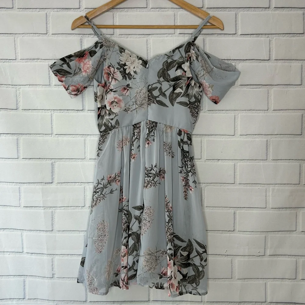 Lulu's Verona Off The Shoulder Dress Blue Floral size extra small - Picture 6 of 11